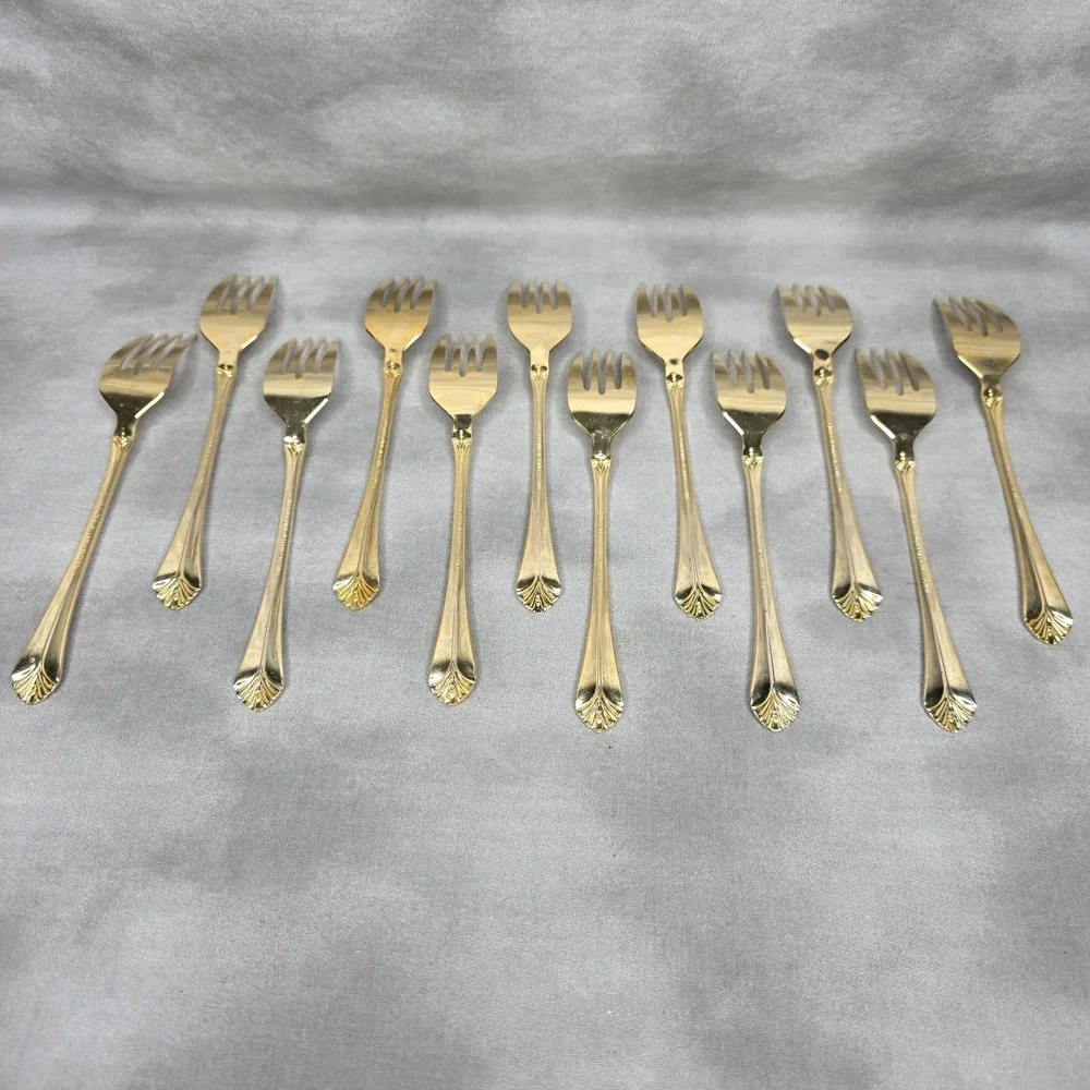 (X12) International Silver INS398 Gold Electroplate 6 5/8